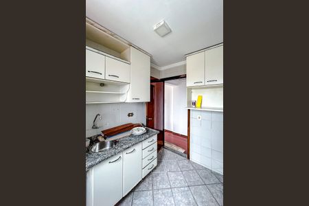 Apartamento para alugar com 68m², 2 quartos e 1 vagaCozinha