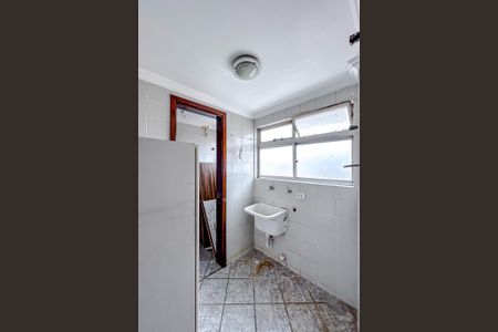 Apartamento para alugar com 68m², 2 quartos e 1 vagaÁrea de Serviço