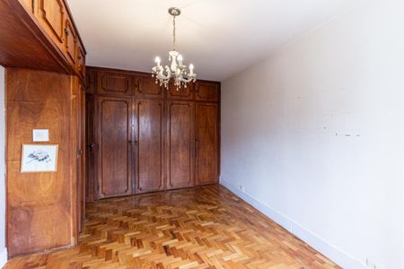 Apartamento para alugar com 132m², 3 quartos e sem vagaQuarto da Suíte