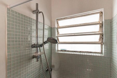 Apartamento para alugar com 132m², 3 quartos e sem vagaBanheiro da Suíte