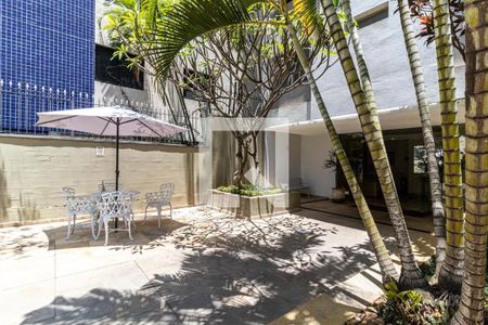 Apartamento para alugar com 132m², 3 quartos e sem vagaHall de Entrada