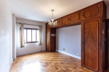 Apartamento para alugar com 132m², 3 quartos e sem vagaQuarto da Suíte