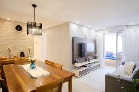 Sala de apartamento à venda com 3 quartos, 68m² em Vila Carrão, São Paulo