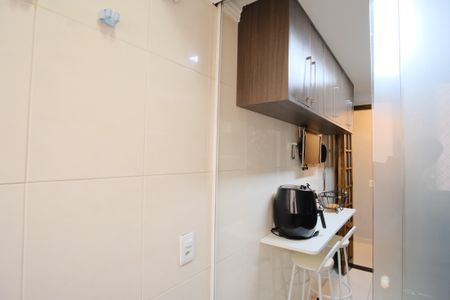 Apartamento à venda com 68m², 3 quartos e 1 vagaÁrea de Serviço