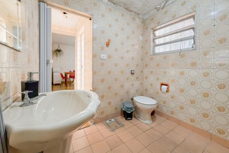 Casa à venda com 95m², 2 quartos e 1 vagaBanheiro Térreo