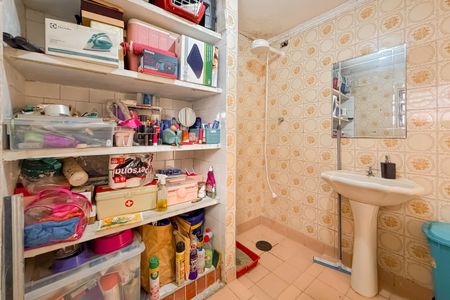 Casa à venda com 95m², 2 quartos e 1 vagaBanheiro Térreo