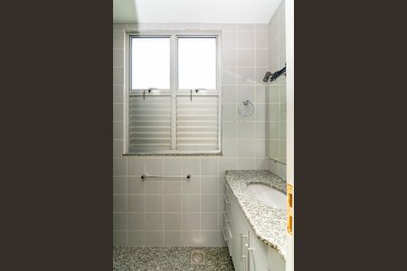 Apartamento para alugar com 70m², 3 quartos e 2 vagasBanheiro da Suíte