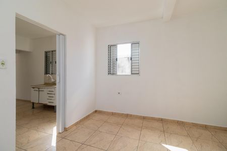 Quarto de casa para alugar com 1 quarto, 60m² em Vila Santa Virginia, São Paulo