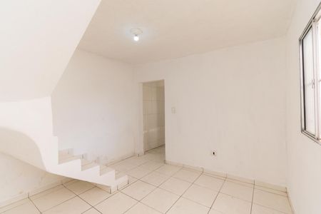 Casa para alugar com 50m², 2 quartos e 1 vagaSala