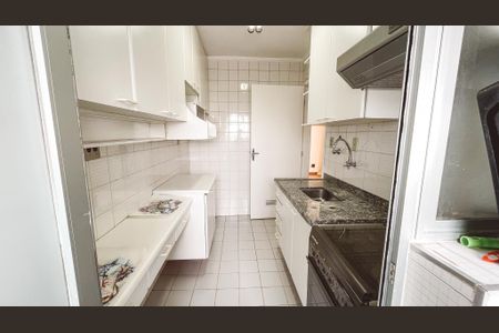 Apartamento à venda com 52m², 2 quartos e 1 vaga Apartamento à venda com 52m², 2 quartos e 1 vagaCozinha