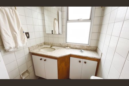 Apartamento à venda com 52m², 2 quartos e 1 vaga Apartamento à venda com 52m², 2 quartos e 1 vagaBanheiro