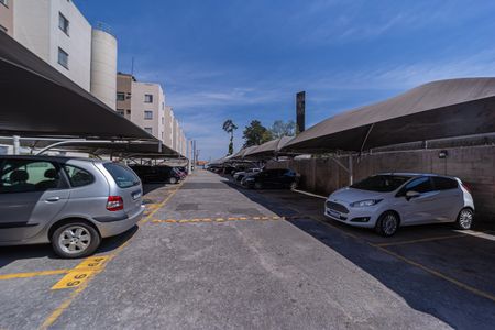 Apartamento à venda com 44m², 2 quartos e 1 vaga Apartamento à venda com 44m², 2 quartos e 1 vagaGaragem