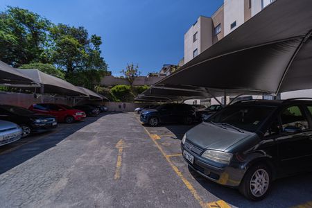 Apartamento à venda com 44m², 2 quartos e 1 vaga Apartamento à venda com 44m², 2 quartos e 1 vagaGaragem