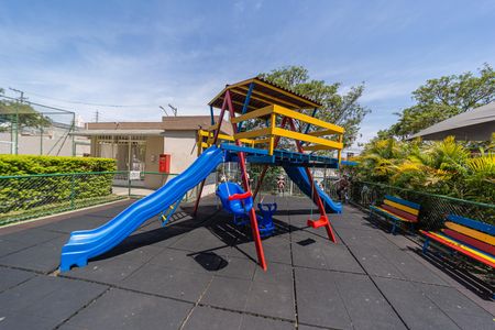 Apartamento à venda com 44m², 2 quartos e 1 vaga Apartamento à venda com 44m², 2 quartos e 1 vagaÁrea comum - Playground