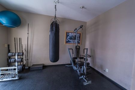 Apartamento à venda com 44m², 2 quartos e 1 vaga Apartamento à venda com 44m², 2 quartos e 1 vagaAcademia