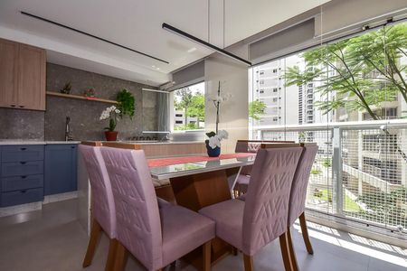 Apartamento à venda com 75m², 2 quartos e 2 vagasVaranda