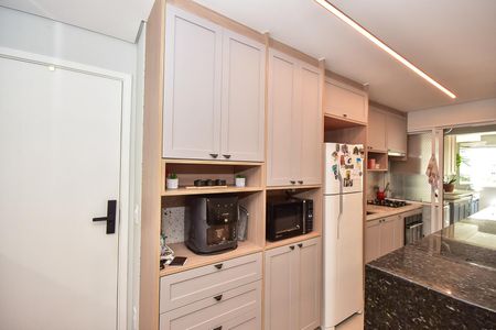Apartamento à venda com 75m², 2 quartos e 2 vagasCozinha