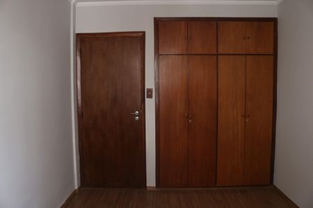 Apartamento à venda com 140m², 3 quartos e 2 vagasSuíte