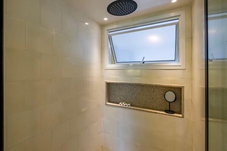 Apartamento à venda com 135m², 2 quartos e 2 vagasBanheiro Social