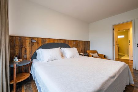 Apartamento à venda com 135m², 2 quartos e 2 vagasSuíte