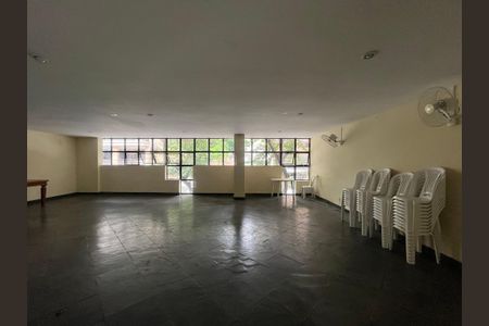 Apartamento à venda com 106m², 3 quartos e 2 vagasÁrea comum - Salão de festas