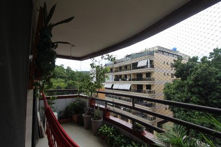 Sala - Varanda  de apartamento para alugar com 3 quartos, 106m² em Freguesia (jacarepaguá), Rio de Janeiro