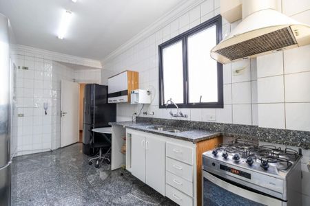 Apartamento à venda com 161m², 3 quartos e 4 vagasFoto 04