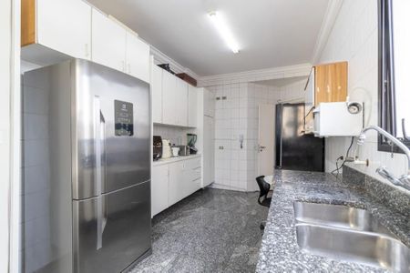 Apartamento à venda com 161m², 3 quartos e 4 vagasFoto 06