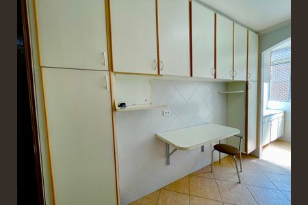 Apartamento à venda com 66m², 2 quartos e 1 vagaCozinha