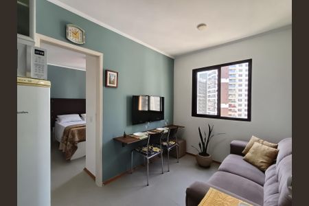Sala/Cozinha de apartamento para alugar com 1 quarto, 28m² em Mirandópolis, São Paulo