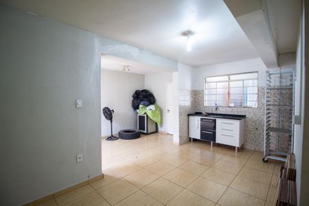 Casa para alugar com 306m², 1 quarto e 3 vagasCozinha 