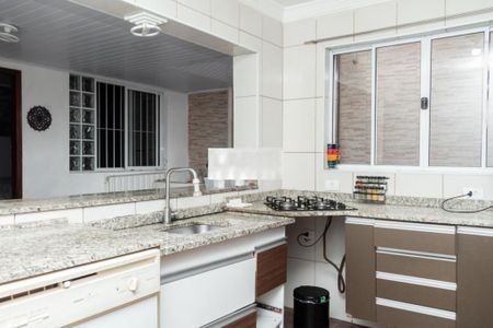 Casa à venda com 100m², 2 quartos e 2 vagas