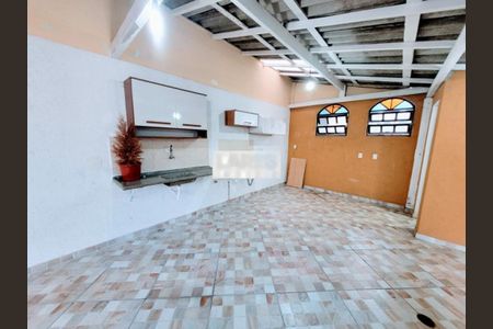 Casa à venda com 120m², 3 quartos e 2 vagas