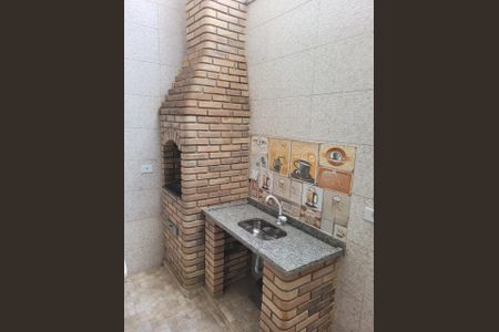 Casa à venda com 3 quartos, 100m² em Parque Residencial Oratorio, São Paulo