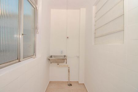 Apartamento à venda com 51m², 2 quartos e 1 vaga Apartamento à venda com 51m², 2 quartos e 1 vagaCozinha e Área de Serviço