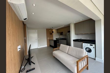 Sala de apartamento para alugar com 1 quarto, 41m² em Empresarial 18 do Forte, Barueri