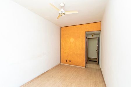 Sala de apartamento à venda com 2 quartos, 60m² em Vista Alegre, Rio de Janeiro