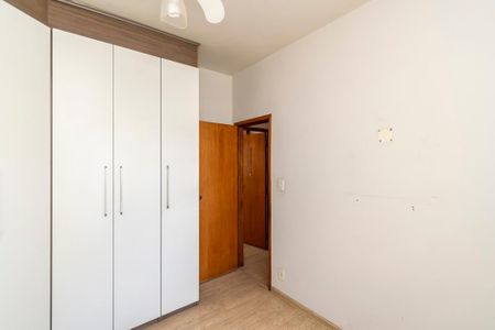 Quarto 1 de apartamento à venda com 2 quartos, 60m² em Vista Alegre, Rio de Janeiro