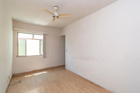 Sala de apartamento à venda com 2 quartos, 60m² em Vista Alegre, Rio de Janeiro
