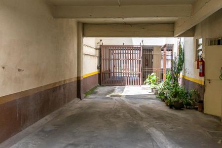 Apartamento à venda com 60m², 2 quartos e 1 vagaÁrea comum - Portão da garagem