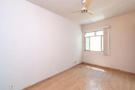 Sala de apartamento à venda com 2 quartos, 60m² em Vista Alegre, Rio de Janeiro