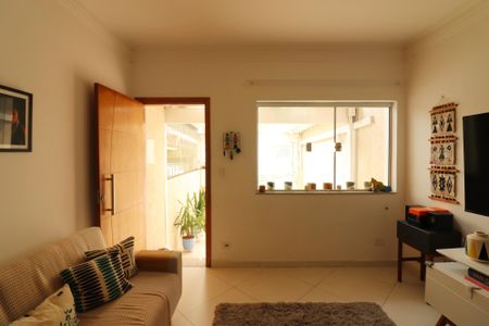 Casa à venda com 100m², 2 quartos e 1 vagaSala 