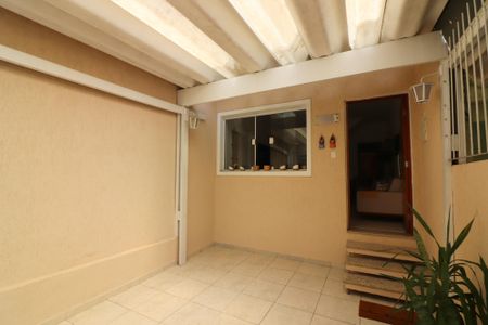 Casa à venda com 100m², 2 quartos e 1 vagaGaragem