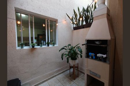 Casa à venda com 100m², 2 quartos e 1 vaga