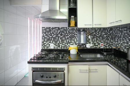 Apartamento à venda com 109m², 2 quartos e 1 vagaCozinha