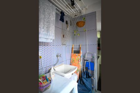 Apartamento à venda com 109m², 2 quartos e 1 vagaÁrea de Serviço