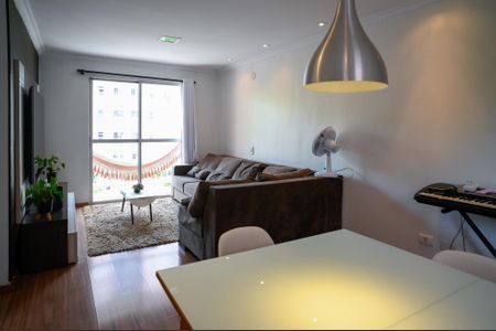 Apartamento à venda com 109m², 2 quartos e 1 vagaSala