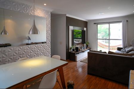 Apartamento à venda com 109m², 2 quartos e 1 vagaSala