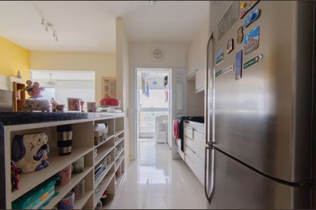 Apartamento à venda com 64m², 2 quartos e 2 vagasCozinha