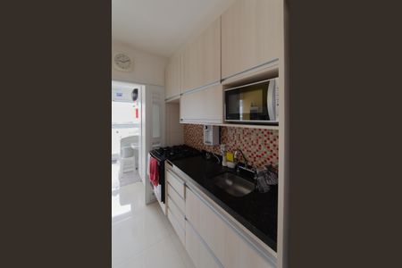 Apartamento à venda com 64m², 2 quartos e 2 vagasCozinha